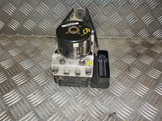 Skoda Superb Abs Pumpe Med OEM Nr. 1K0614517DD Fra Skoda Ophugger