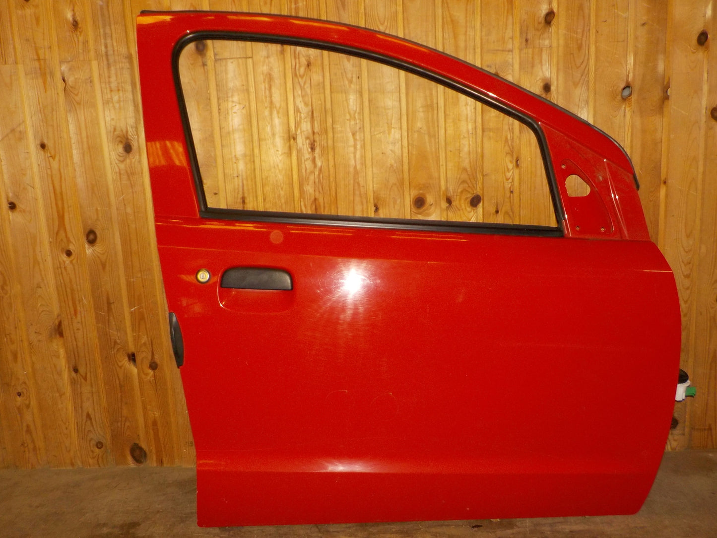 Suzuki Alto Fordør H Med OEM Nr. 68001M68K10 Fra Suzuki Ophugger