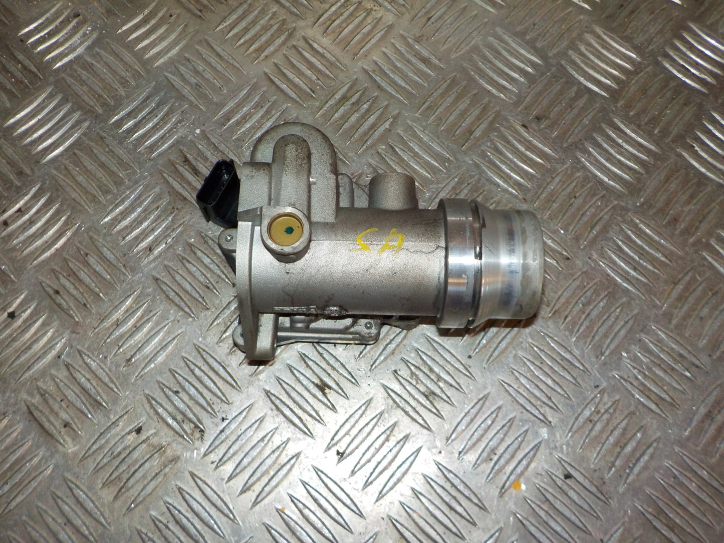 Renault Clio 4 Spjældhus Med OEM Nr. 161A09794R Fra Renault Ophugger