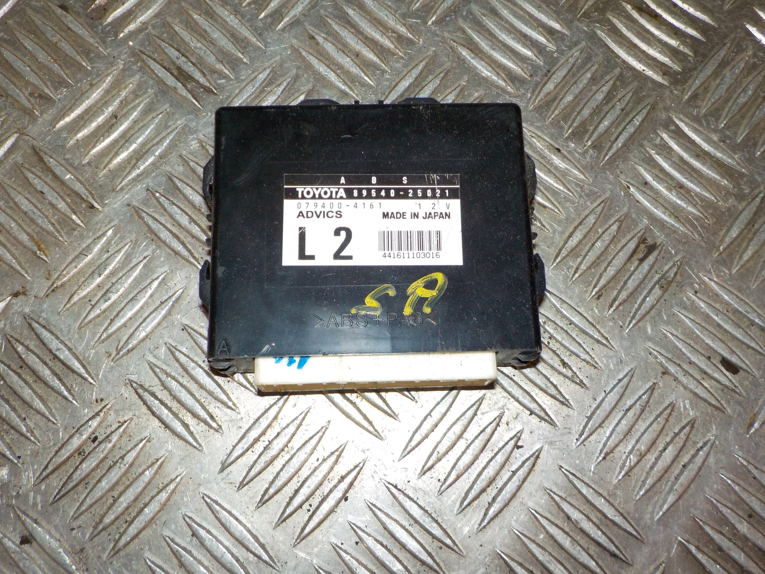 Toyota Dyna Relæ Diverse Med OEM Nr. 0794004161 Fra Toyota Ophugger