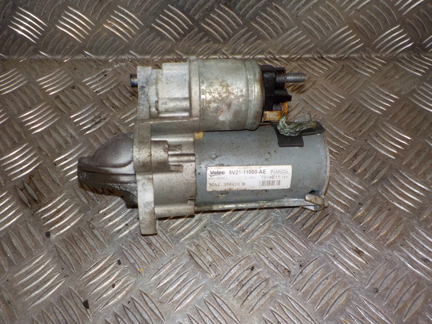 Ford Fiesta 7 Starter Med OEM Nr. 1734633 Fra Ford Ophugger