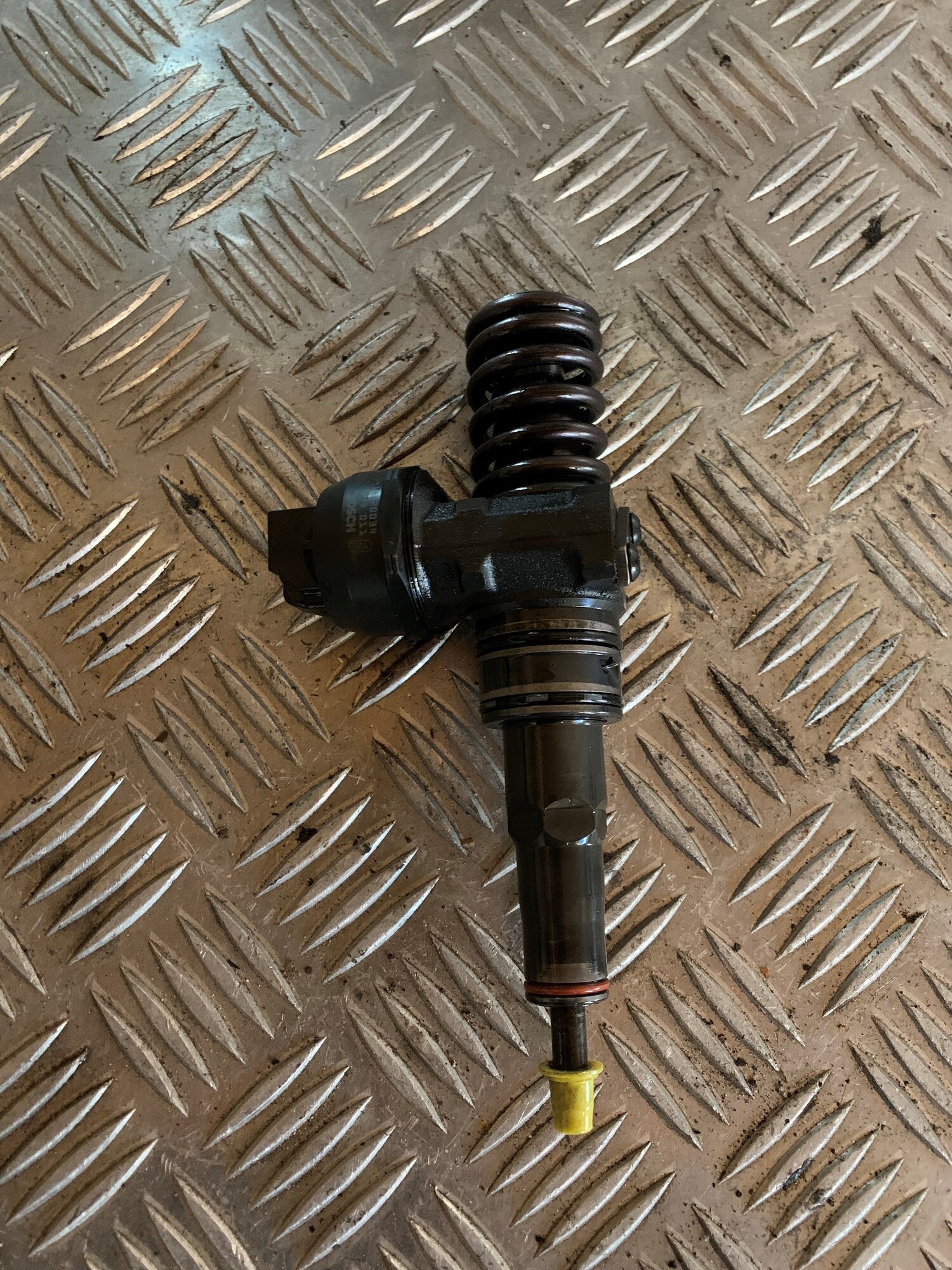 VW Lupo 6E/6X Dyse Med OEM Nr. 0414720034 Fra VW Ophugger