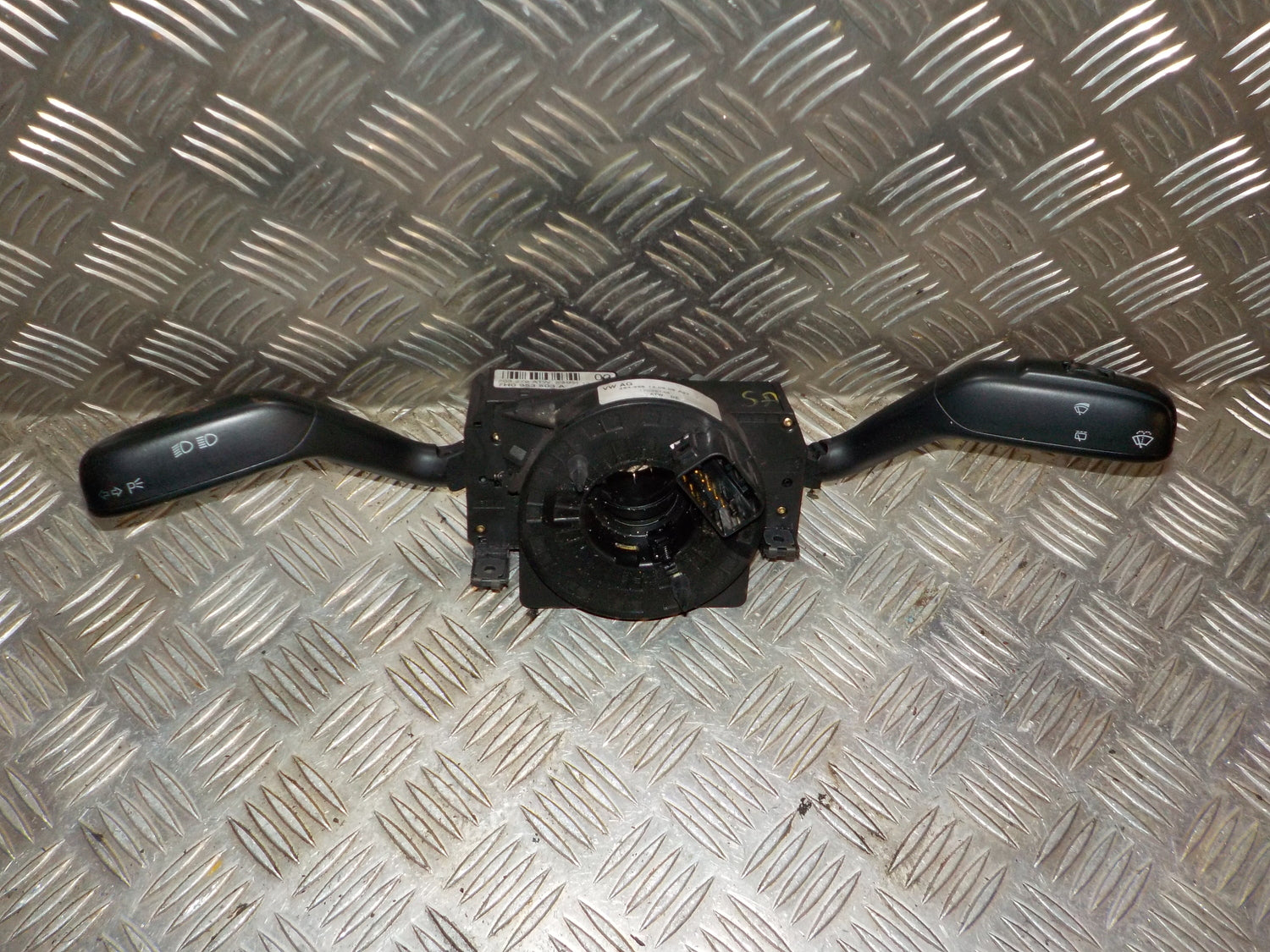 VW Transporter T5 Kontakt Combi Med OEM Nr. 7H0953503A Fra VW Ophugger