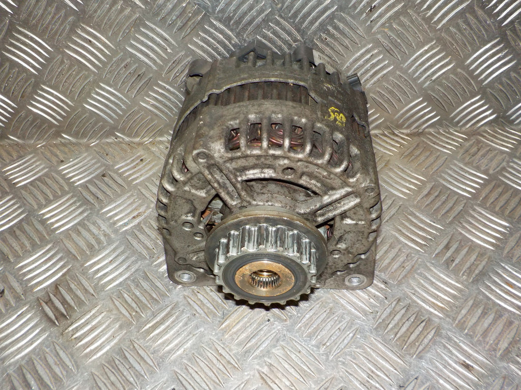 VW Transporter T5 Generator Med OEM Nr. CA1820IR Fra VW Ophugger