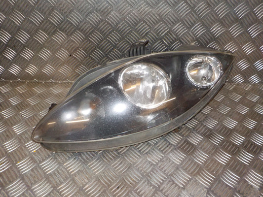 Seat Altea XL Forlygte Med OEM Nr. 5P1941005D Fra Seat Ophugger
