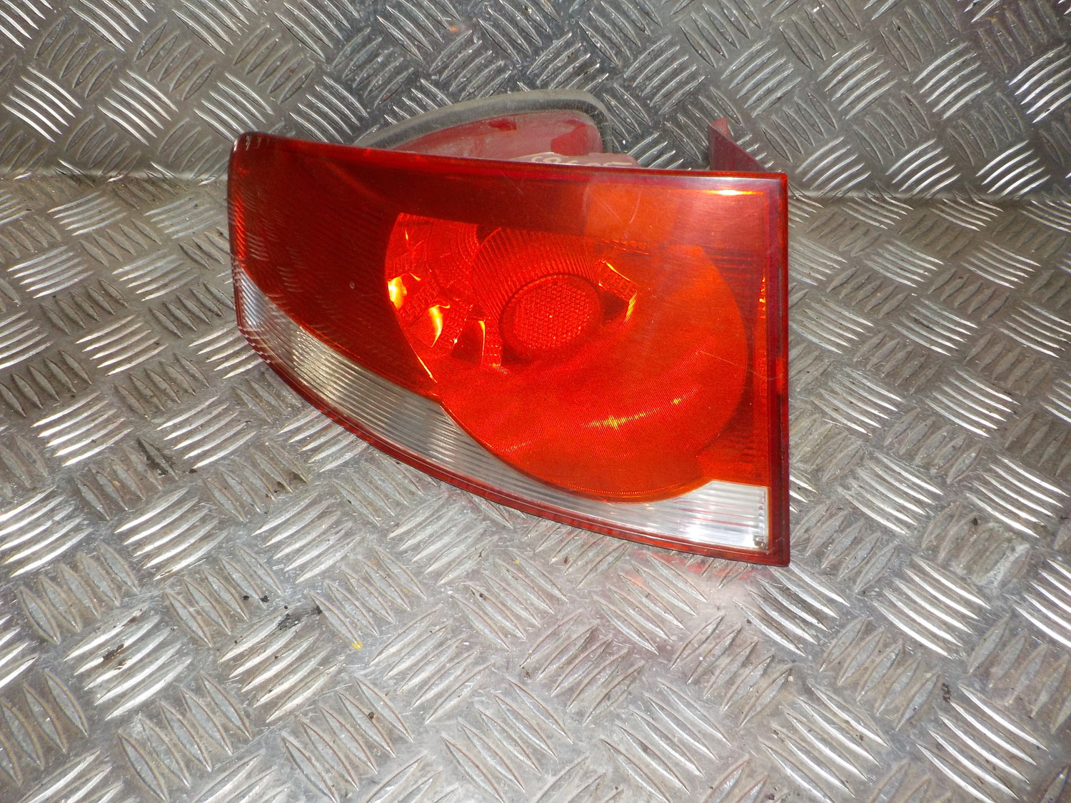 Seat Altea Xl Baglygte Med OEM Nr. 5P8945095 Fra Seat Ophugger