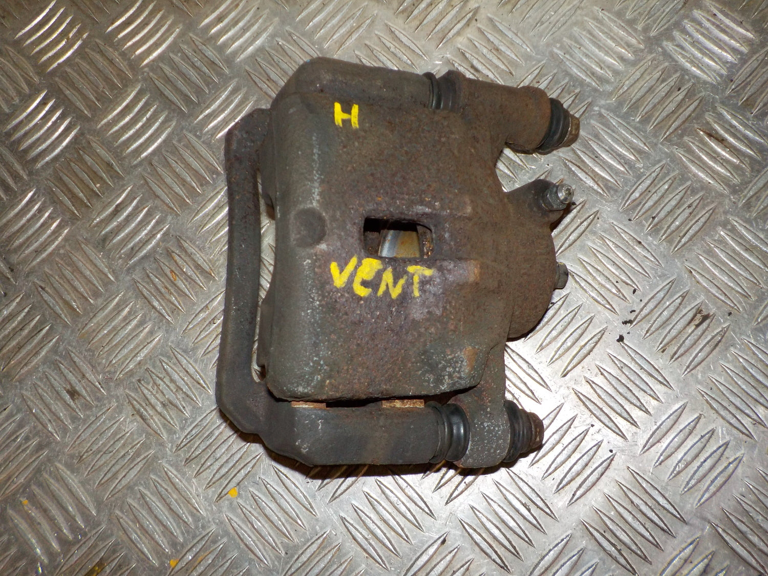 Kia Picanto Bremsekaliber Hf Med OEM Nr. 581301Y350 Fra Kia Ophugger