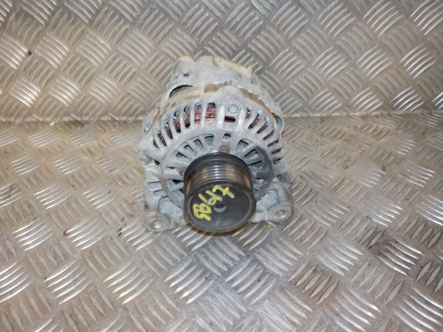 Renault Clio 2 Generator Med OEM Nr. A2TB6481 Fra Renault Ophugger