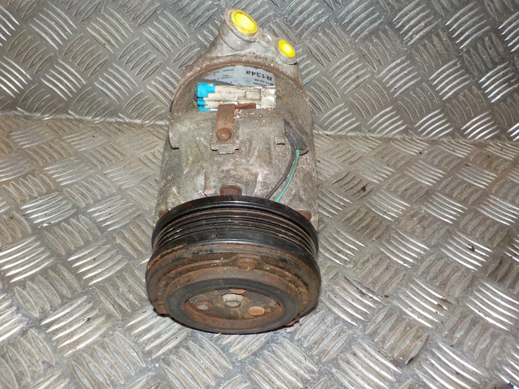 Opel Meriva A Aircondition Pumpe Med OEM Nr. 1304060080 Fra Opel Ophugger