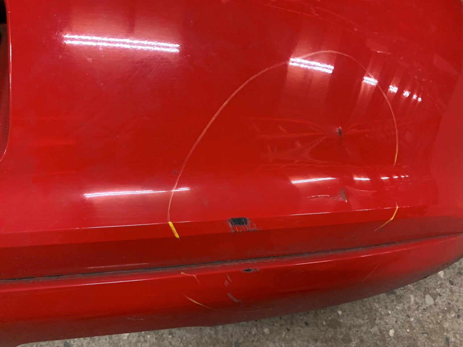 VW Polo 6R Bagkofanger Med OEM Nr. 6R6807421BH Fra VW Ophugger