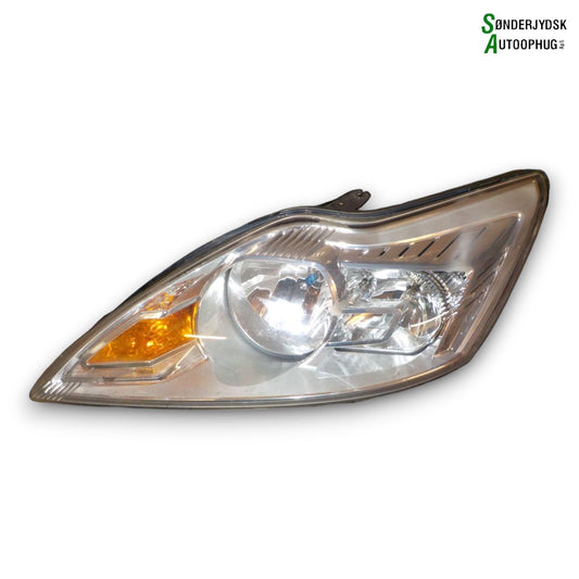 Ford Focus Forlygte Med OEM Nr. 1744977 Fra Ford Ophugger