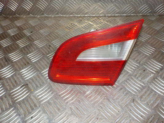 Skoda Superb Baglygte Med OEM Nr. 3T5945093 Fra Skoda Ophugger