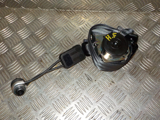 Opel Corsa E Sikkerhedsseler For Med OEM Nr. 39033222 Fra Opel Ophugger