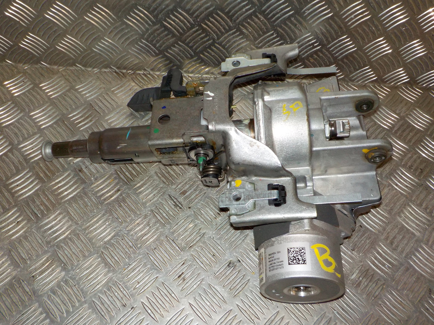 Opel Corsa E Ratstamme M/El-Servo Med OEM Nr. 39029689 Fra Opel Ophugger