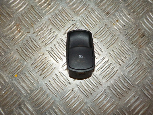 Opel Corsa E Kontakt Rudehejs Med OEM Nr. 13430018 Fra Opel Ophugger