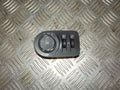 Opel Corsa E Kontakt Lys Med OEM Nr. 13470443 Fra Opel Ophugger
