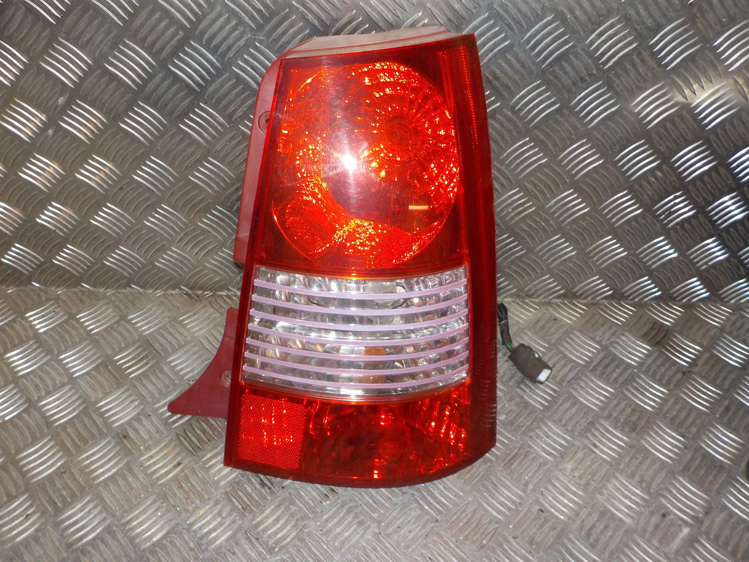 Kia Picanto Baglygte Med OEM Nr. 9240207010 Fra Kia Ophugger