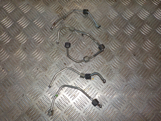 Ford Focus Dyserør Med OEM Nr. 1685825 Fra Ford Ophugger