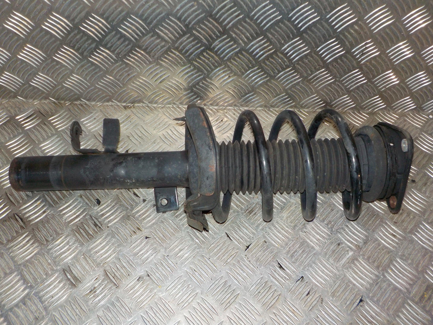 Ford Focus Fjederben For V Med OEM Nr. 1710069 Fra Ford Ophugger