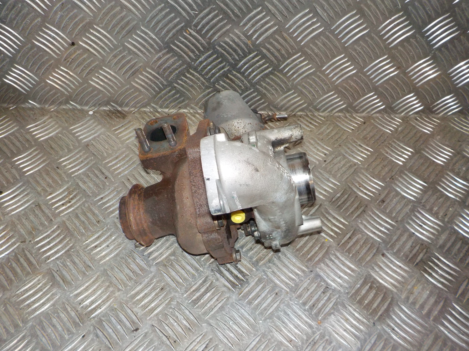 Ford Focus Turbolader Med OEM Nr. 9686120680 Fra Ford Ophugger