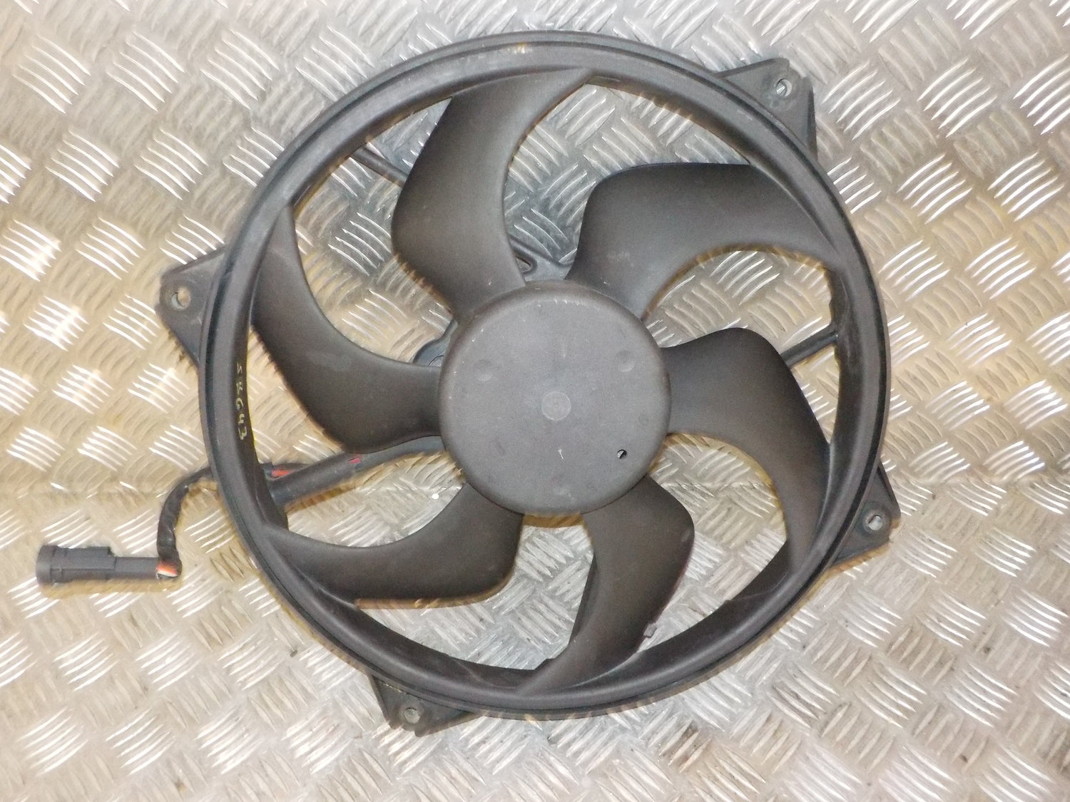 Citroen C4 Kølerblæser El Med OEM Nr. 1253G7 Fra Citroen Ophugger