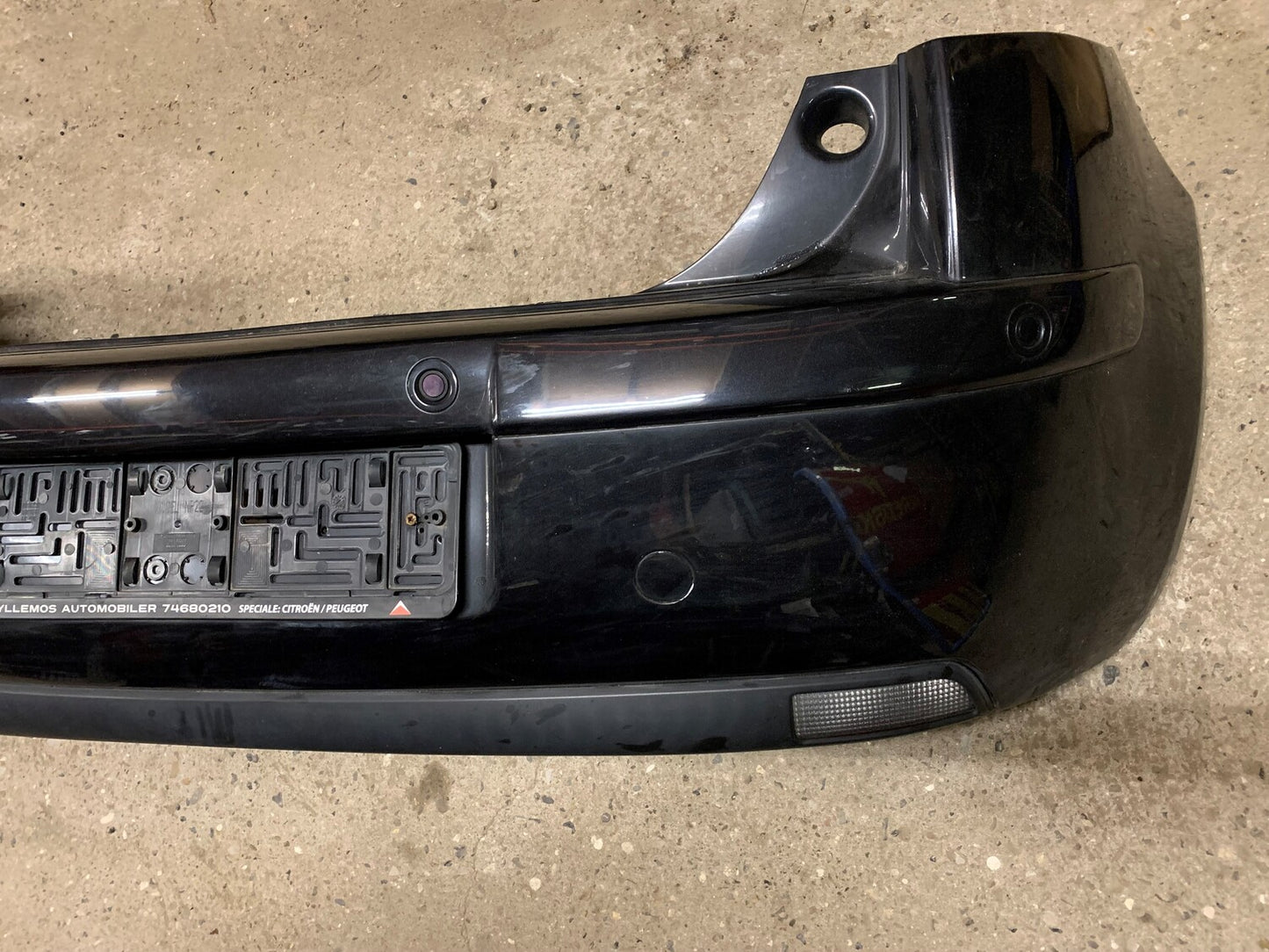 Citroen C4 Bagkofanger Med OEM Nr. 7410W9 Fra Citroen Ophugger