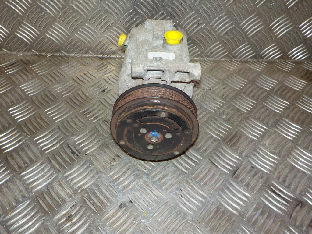 Ford Ka Aircondition Pumpe Med OEM Nr. 51717318 Fra Ford Ophugger