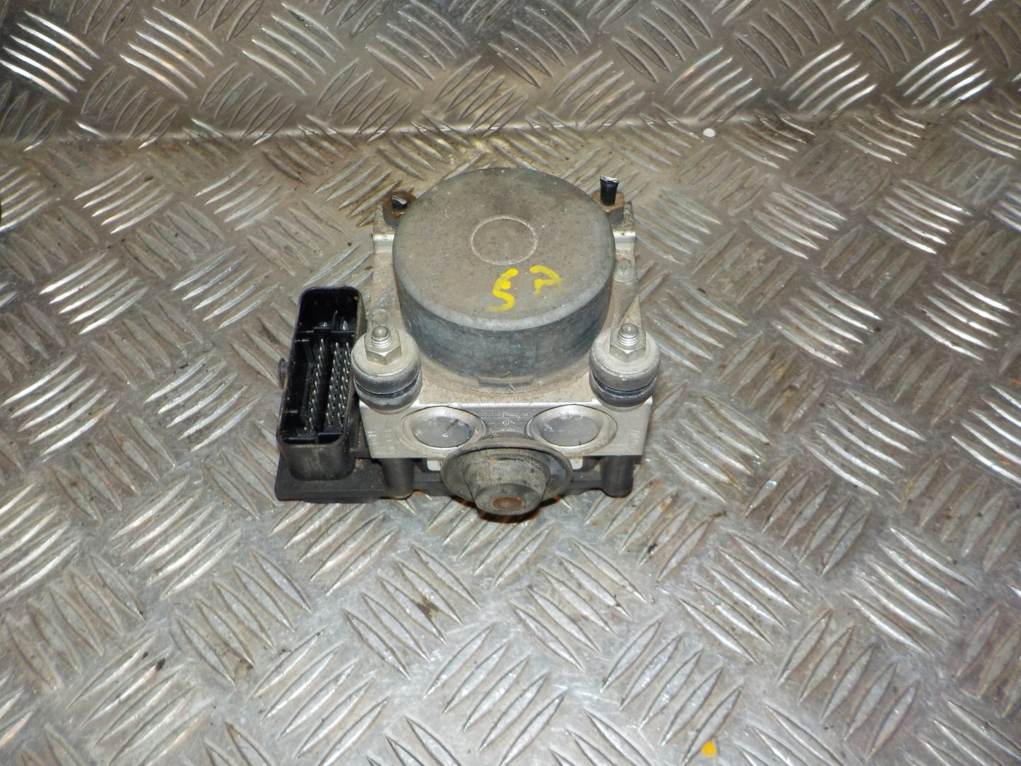 Ford Ka Abs Pumpe Med OEM Nr. 51828789 Fra Ford Ophugger