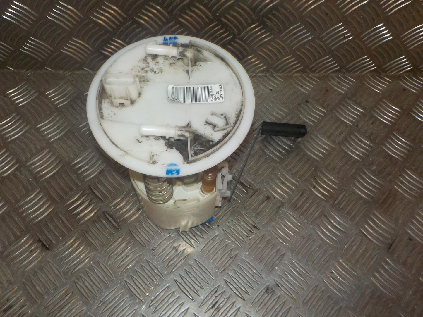 Ford Fiesta 6 Benz/Brændstofpumpe El Med OEM Nr. 2S69H307CD Fra Ford Ophugger