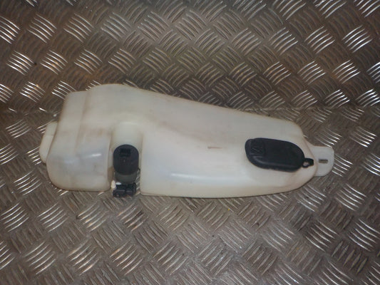 Dacia Logan Sprinkler M/Motor Med OEM Nr. 8200210002 Fra Dacia Ophugger