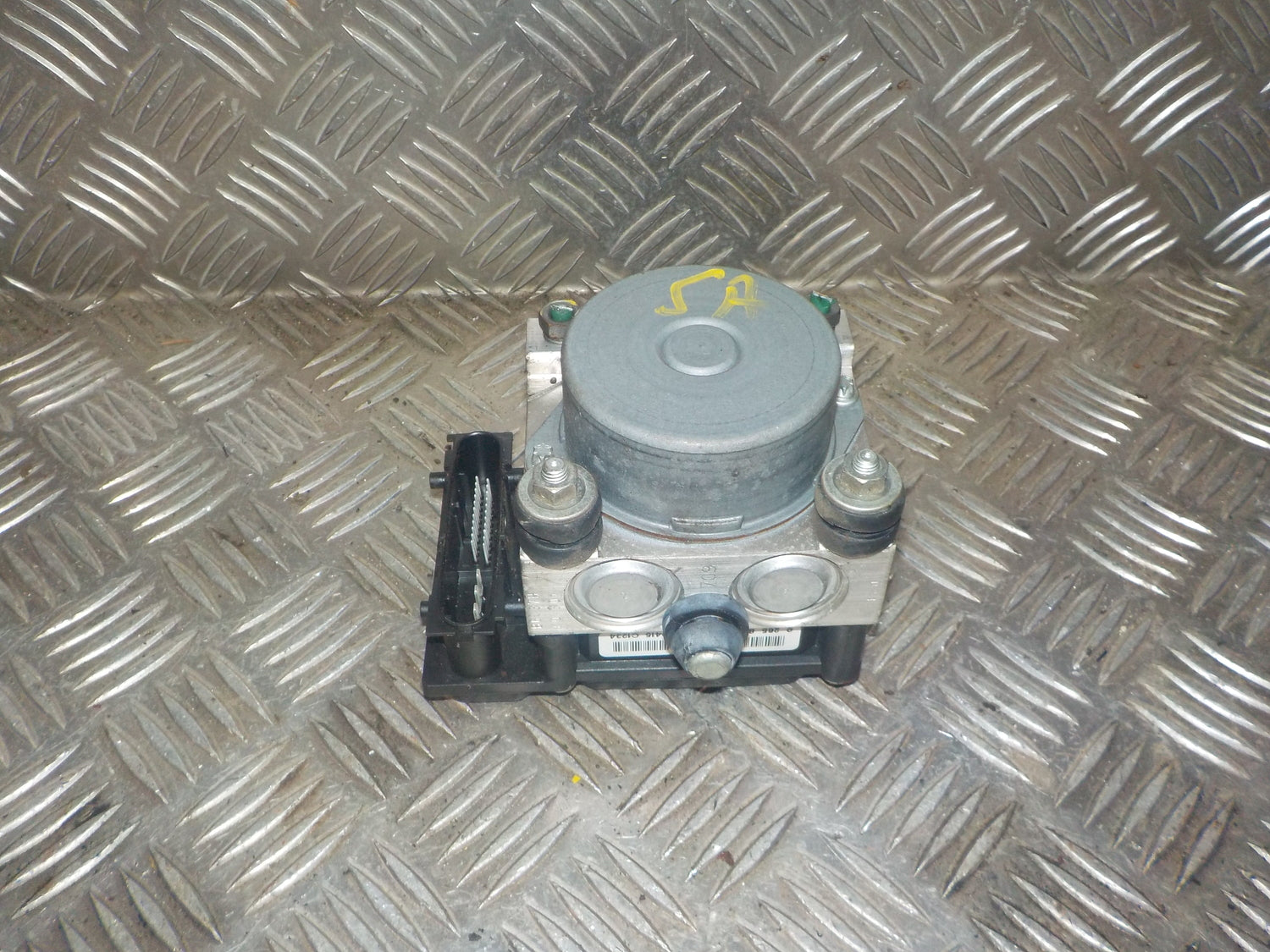 Dacia Logan ABS Pumpe Med OEM Nr. 0265222718 Fra Dacia Ophugger