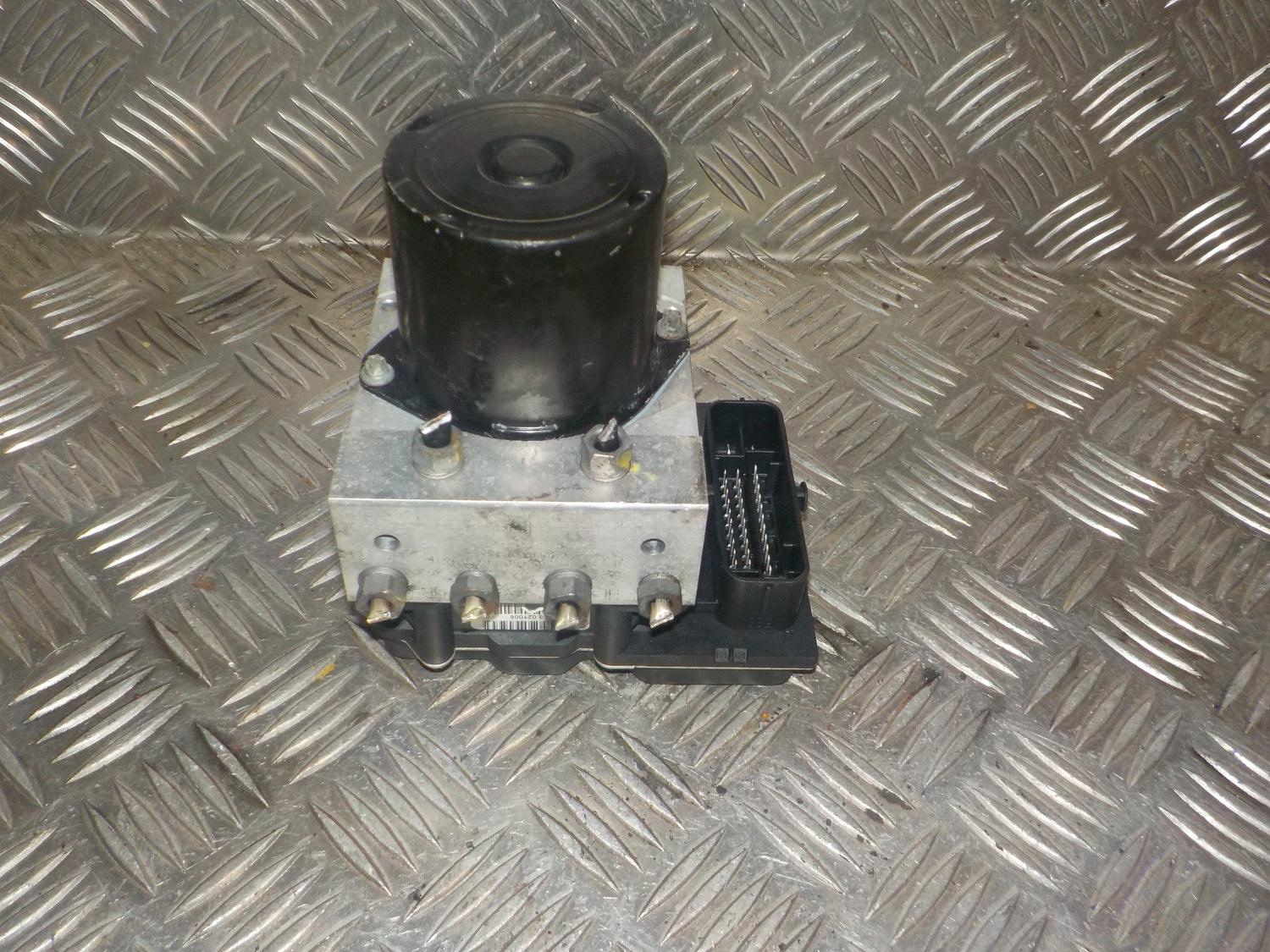 Skoda Fabia ABS Pumpe Med OEM Nr. 0265234502 Fra Skoda Ophugger