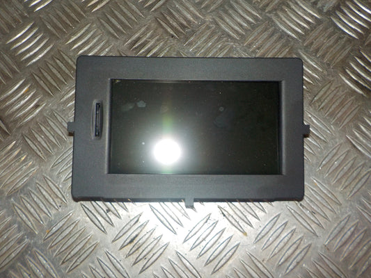 Renault Laguna 3 Radio, Multi Display Med OEM Nr. 259154618R Fra Renault Ophugger