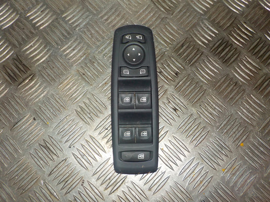 Renault Laguna 3 Kontakt Rudehejs Med OEM Nr. 8096100006R Fra Renault Ophugger