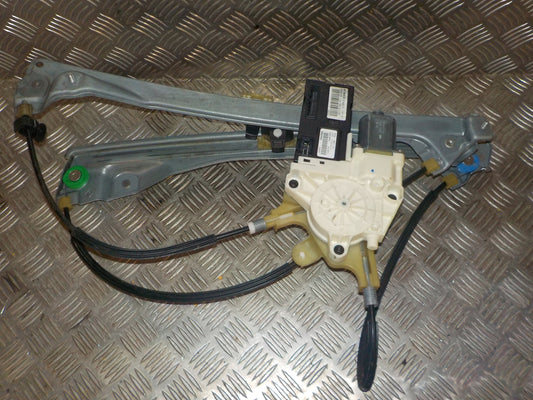 Renault Laguna 3 Rudemotor - Rudehejs Med OEM Nr. 807300002R Fra Renault Ophugger