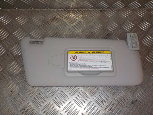Mercedes B W245 Solskærm Med OEM Nr. A1698100210 Fra Mercedes Ophugger