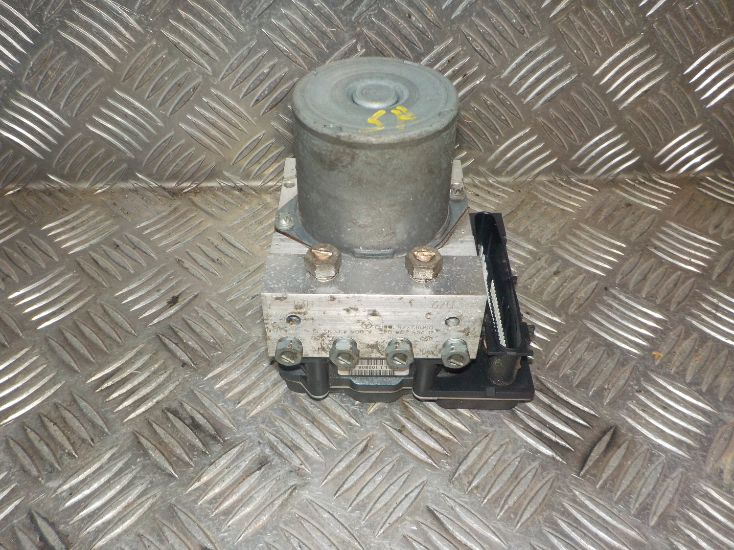 Mercedes B W245 ABS Pumpe Med OEM Nr. A0044319212 Fra Mercedes Ophugger