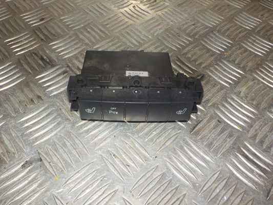 Mercedes B W245 Kontakt Sædevarme Med OEM Nr. 1698209010 Fra Mercedes Ophugger
