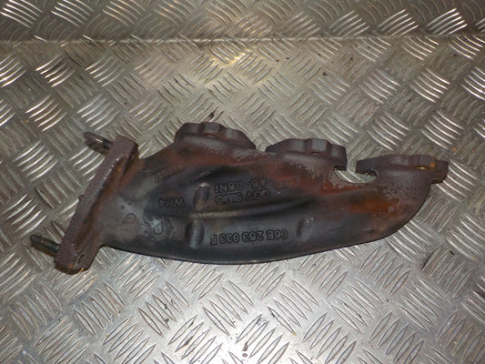 Audi A5 8T Manifold Ud Med OEM Nr. 06E253033F Fra Audi Ophugger