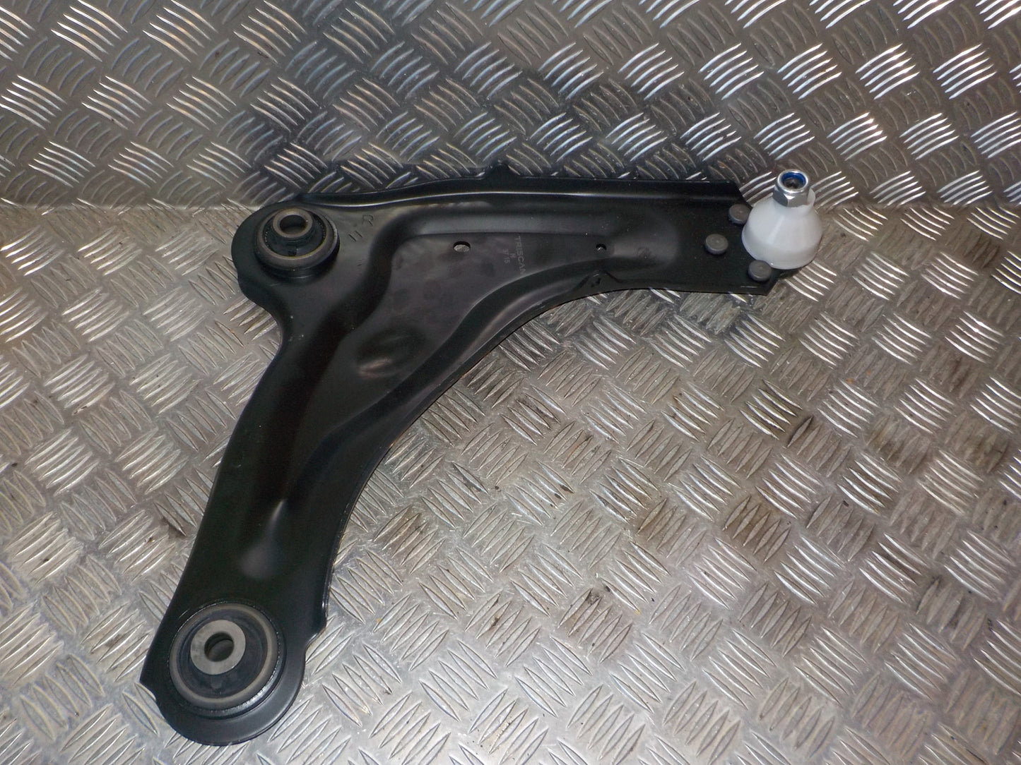 Renault Laguna 2 Bærearm F.N. H Med OEM Nr. 8200026655 Fra Renault Ophugger