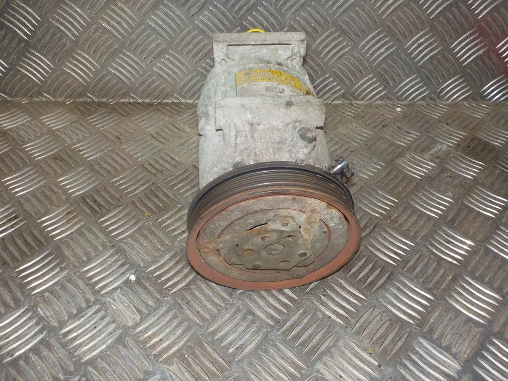Renault Megane 2 Aircondition Pumpe Med OEM Nr. 8200316164 Fra Renault Ophugger