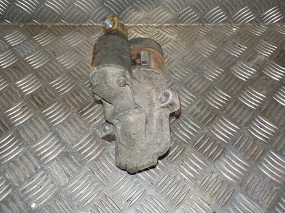 Mazda 3 BK Starter Med OEM Nr. M000T90981 Fra Mazda Ophugger