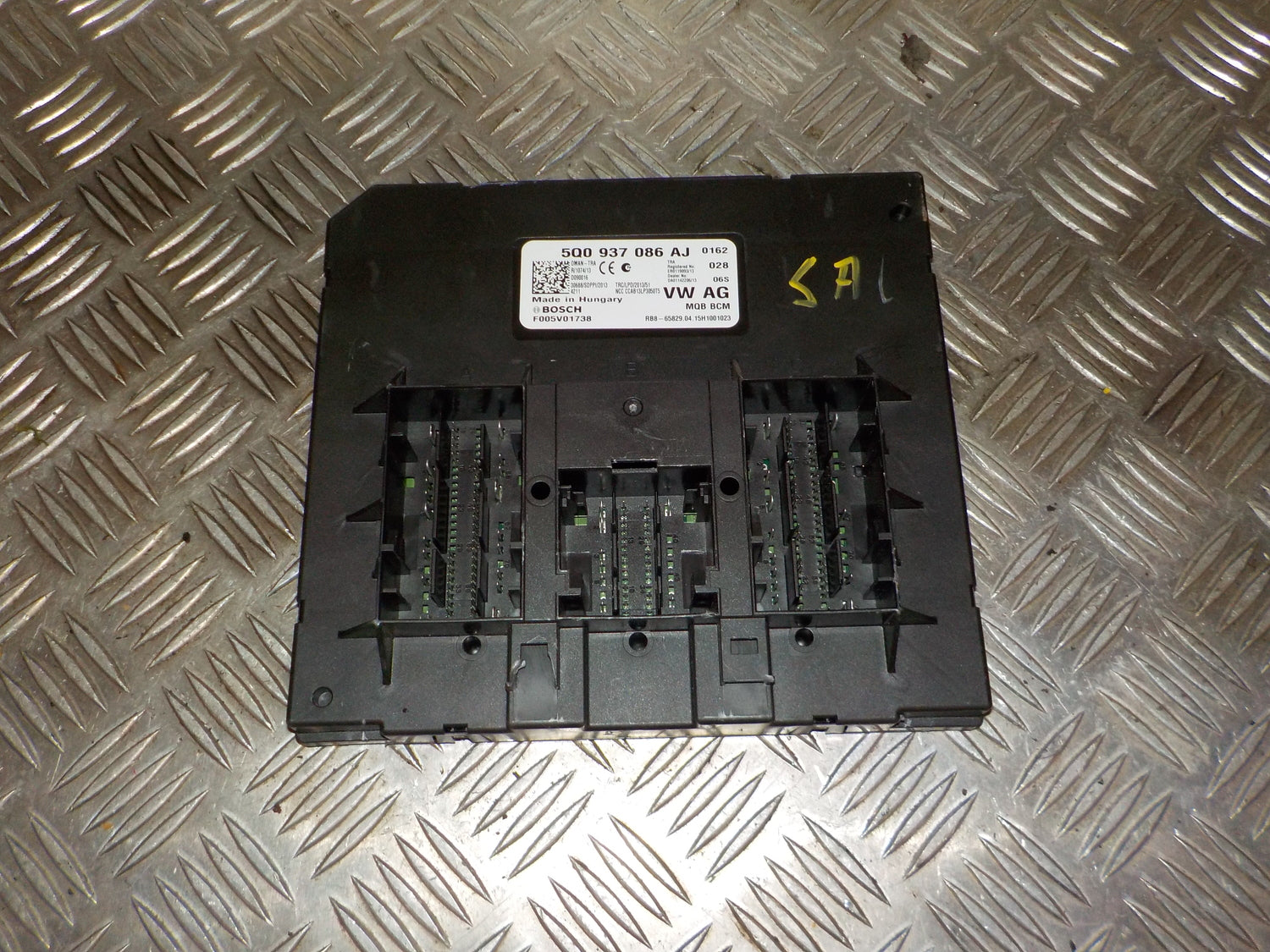 Skoda Octavia Bcm / Komfortkomputer Med OEM Nr. 5Q0937086AJ Fra Skoda Ophugger