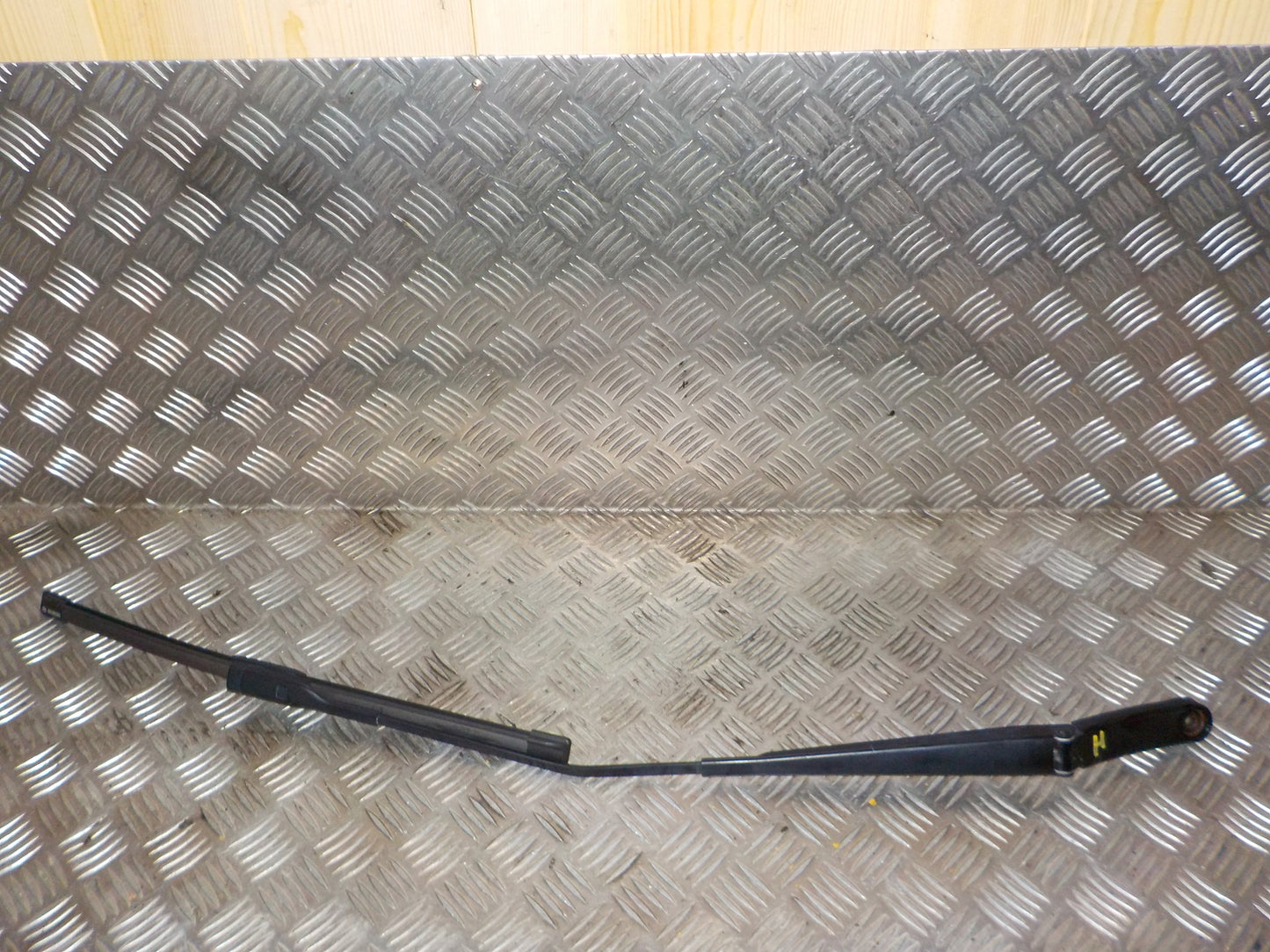 Skoda Octavia Viskerarm Med OEM Nr. 5E1955410 Fra Skoda Ophugger