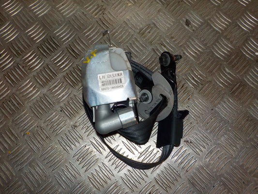 Kia Rio UB Sikkerhedsseler For Med OEM Nr. 888701W600 Fra Kia Ophugger