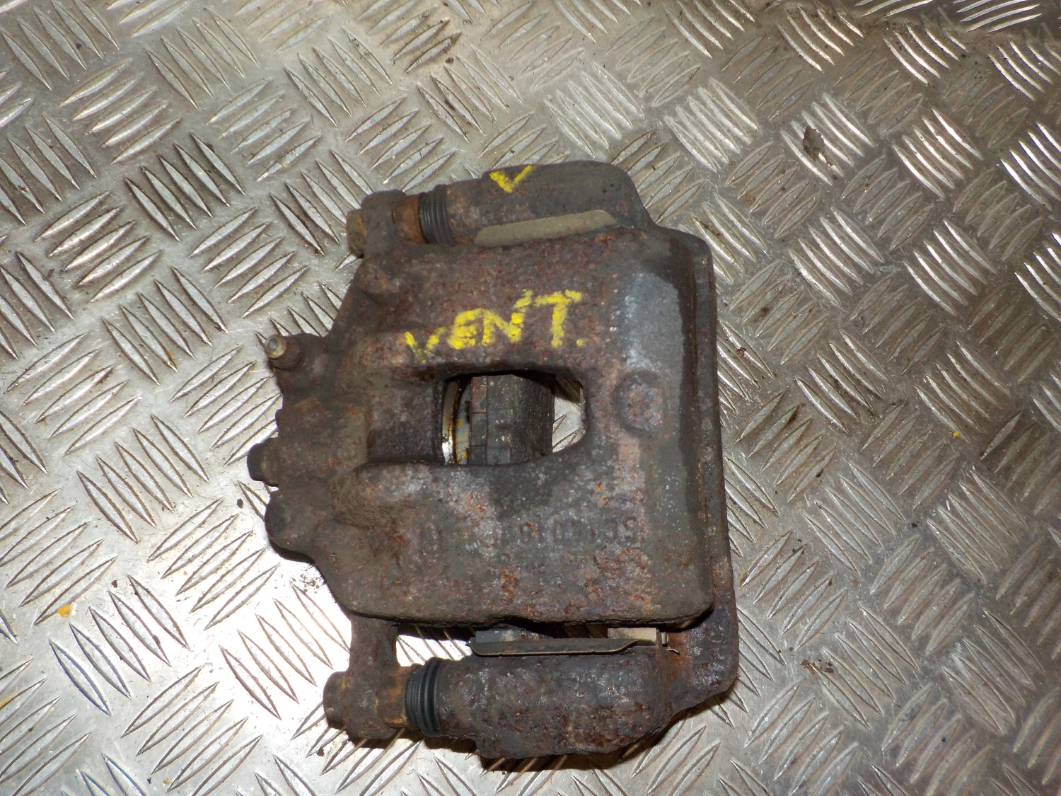 Kia Rio Ub Bremsekaliber Vf Med OEM Nr. 581101W050 Fra Kia Ophugger