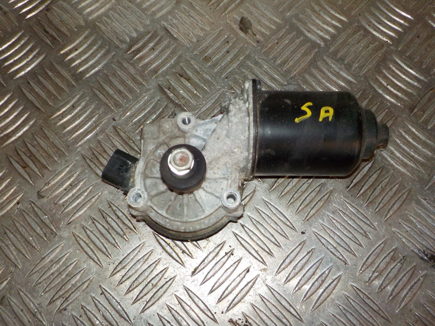 Kia Rio Ub Viskermotor Med OEM Nr. 981001W000 Fra Kia Ophugger