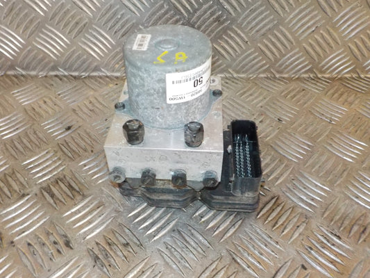 Kia Rio UB Abs Pumpe Med OEM Nr. 589201W500 Fra Kia Ophugger