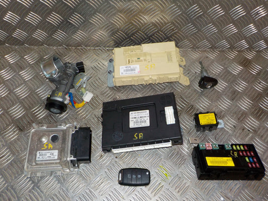 Kia Rio UB Motorstyring - Motorstyreboks - Injection Elboks Med OEM Nr. 3911103856 Fra Kia Ophugger