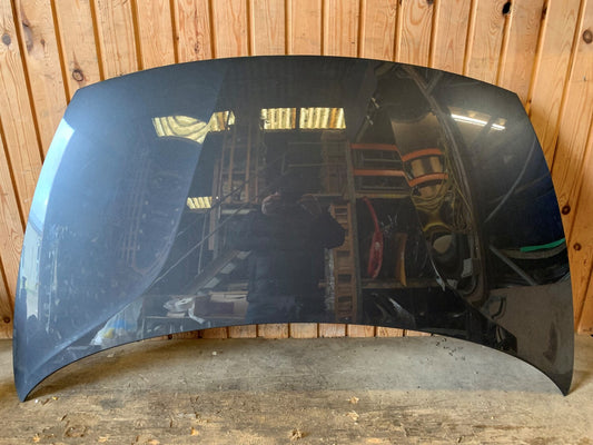 Kia Rio UB Fronthjelm Med OEM Nr. 664001W010 Fra Kia Ophugger